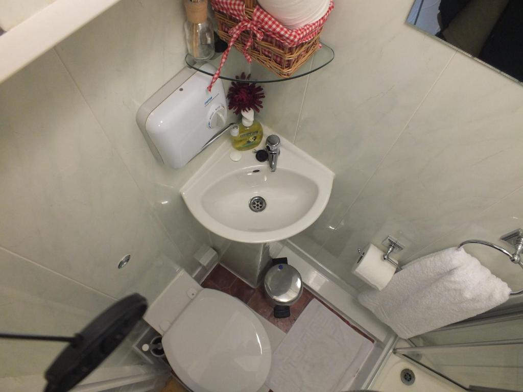 레오나르도스 게스트하우스 스완지 객실 사진